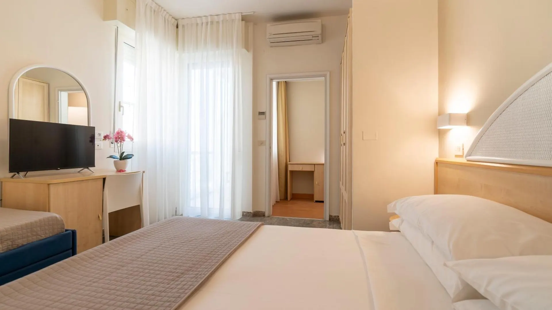 Hotel Constellation Rimini