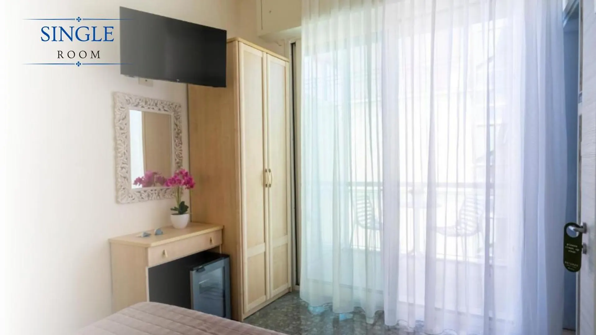 Hotel Constellation Rimini 3*,