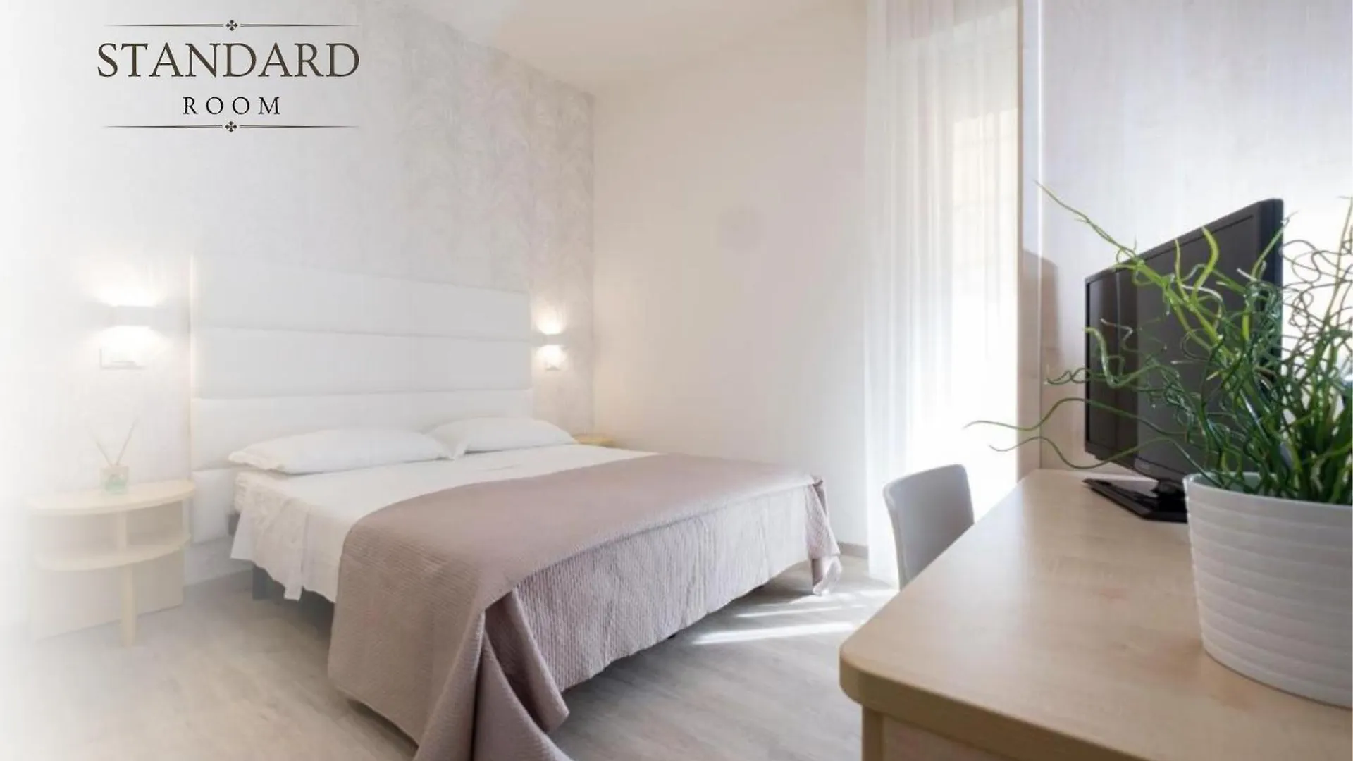 Hotel Constellation Rimini 3*,
